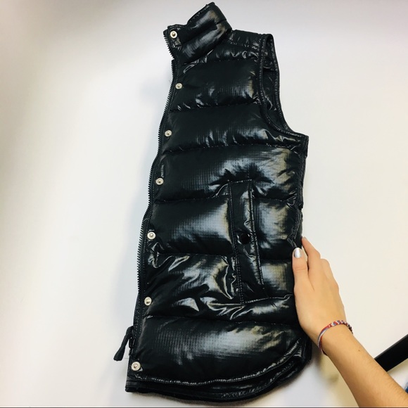 NWOT J Crew puffer vest - Picture 6 of 6